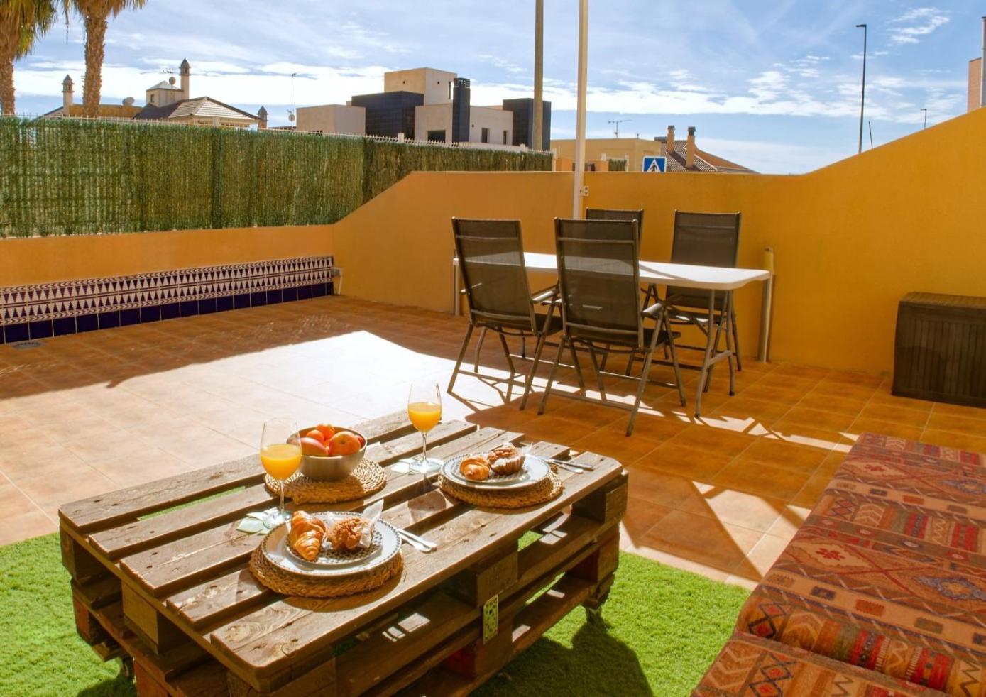 Amplia Terraza Con Piscina, Garaje Y Aire Acondicionado - By Aloha Palma Apartment Aguilas Luaran gambar